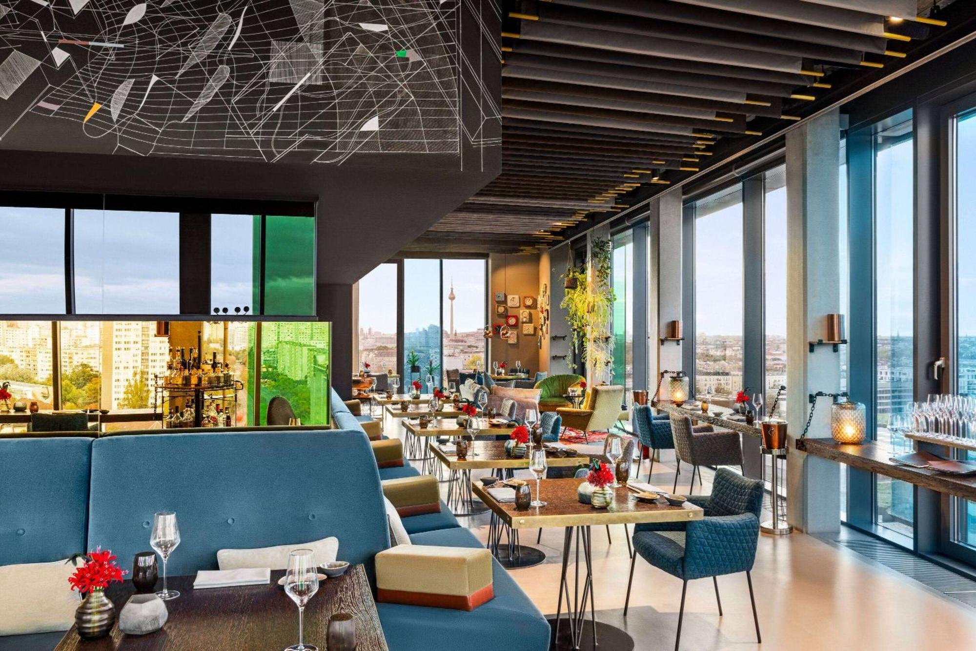 Vienna House By Wyndham Andel'S Berlin Hotel Bagian luar foto