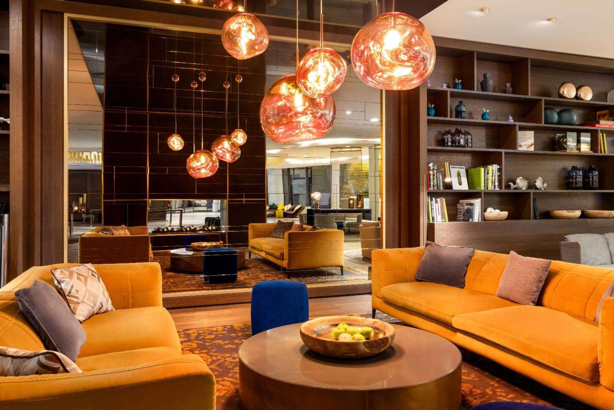 Vienna House By Wyndham Andel'S Berlin Hotel Bagian luar foto