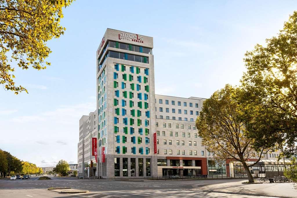 Vienna House By Wyndham Andel'S Berlin Hotel Bagian luar foto