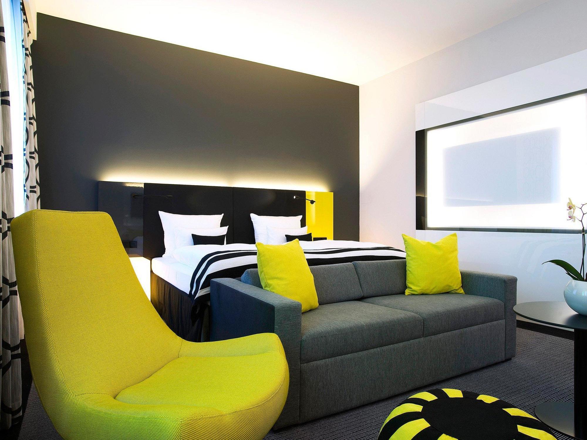 Vienna House By Wyndham Andel'S Berlin Hotel Bagian luar foto